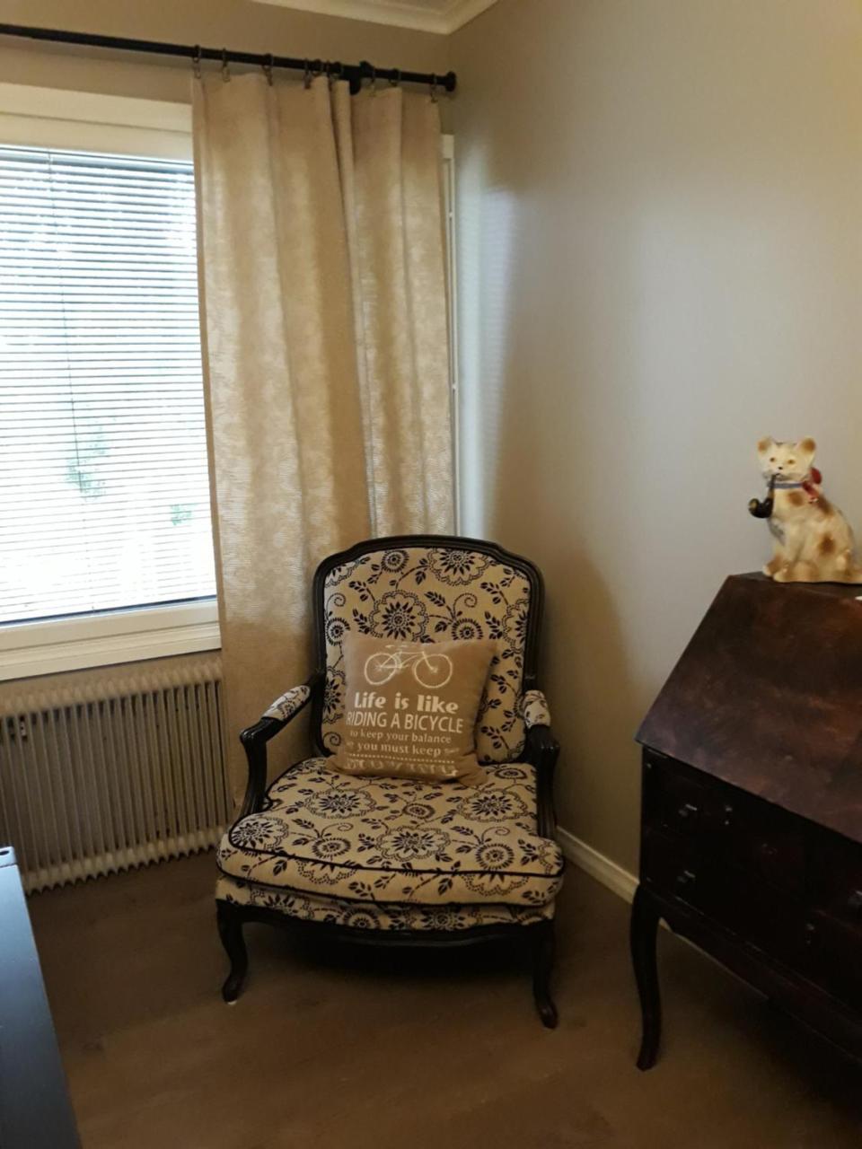 Wanha Neuvola Guesthouse ピエクサマキ エクステリア 写真